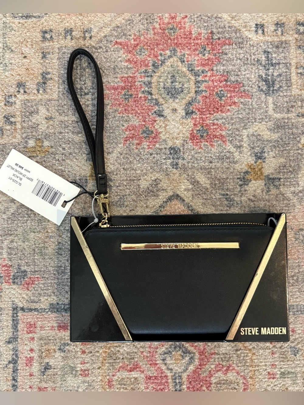 NWT Steve Madden Black and Gold Wristlet Clutch